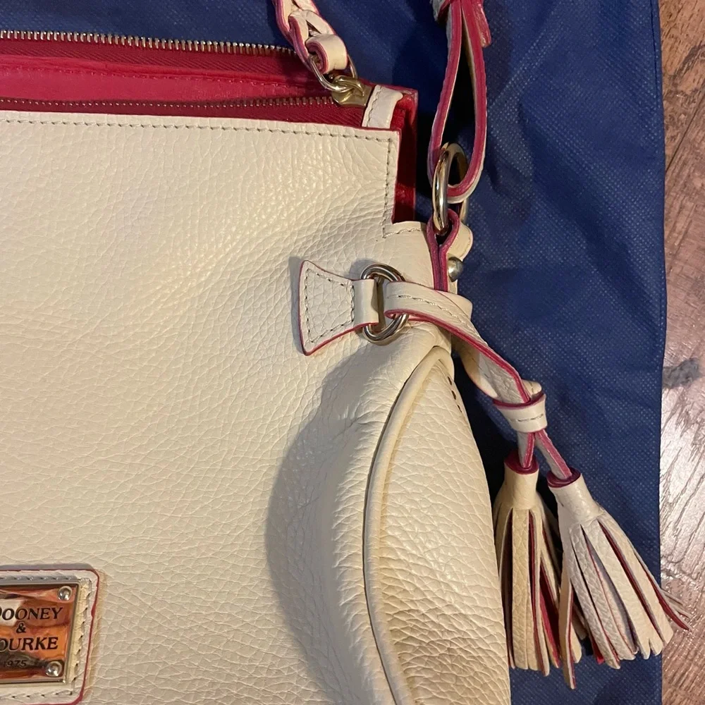 Dooney & Bourke Purse - Picture 3 of 11